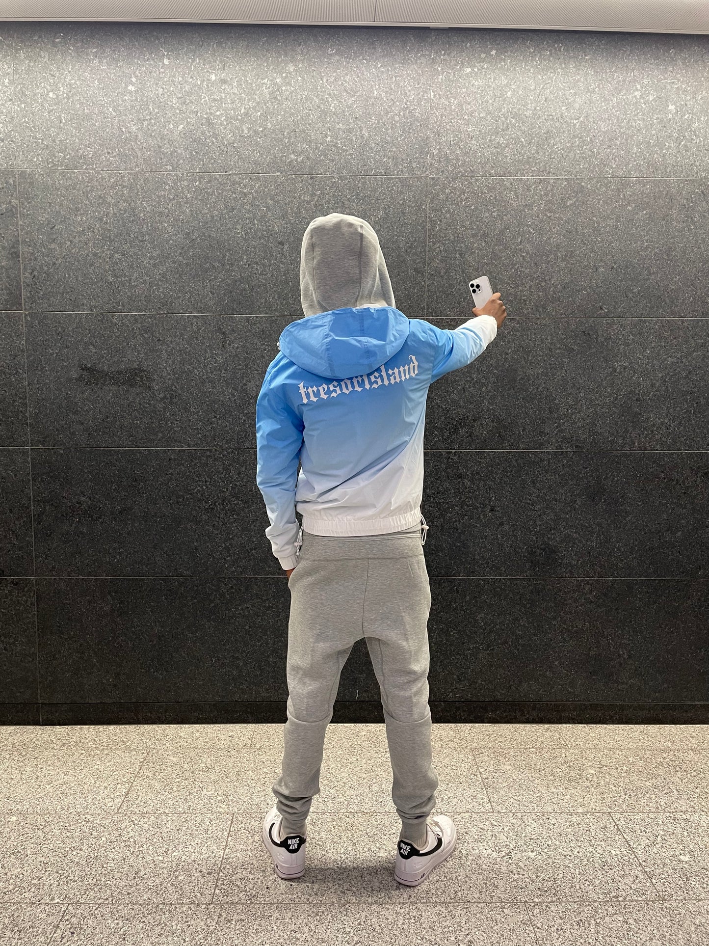 ‘Loyal Blue’ TresorIsland Windbreaker